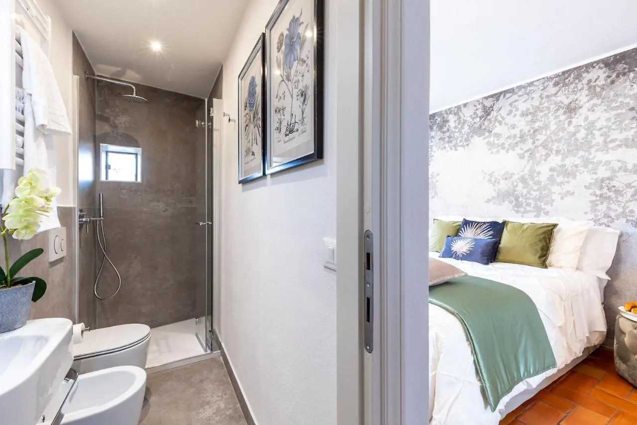 Casa Colosseum, A Million Dollar'S View: The Lucca Colosseum. Luxury 1 Bedroom 1 Bathroom Apartment Italy